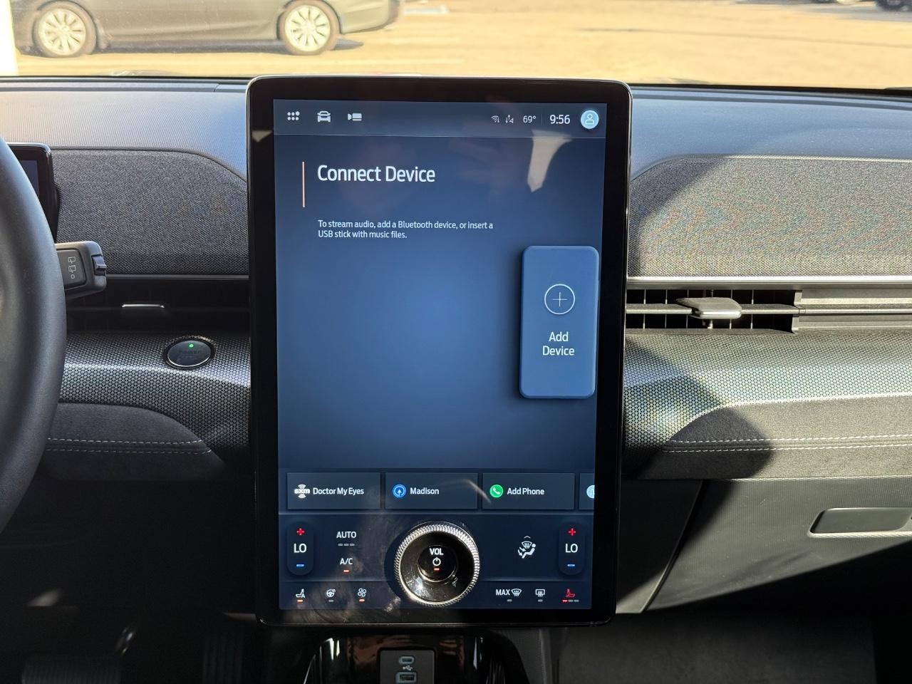 Ford Mustang Mach-E Vehicle Image 12