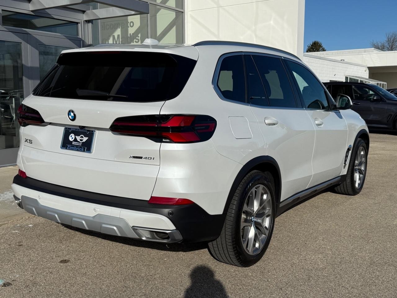 BMW X5 Vehicle Image 03