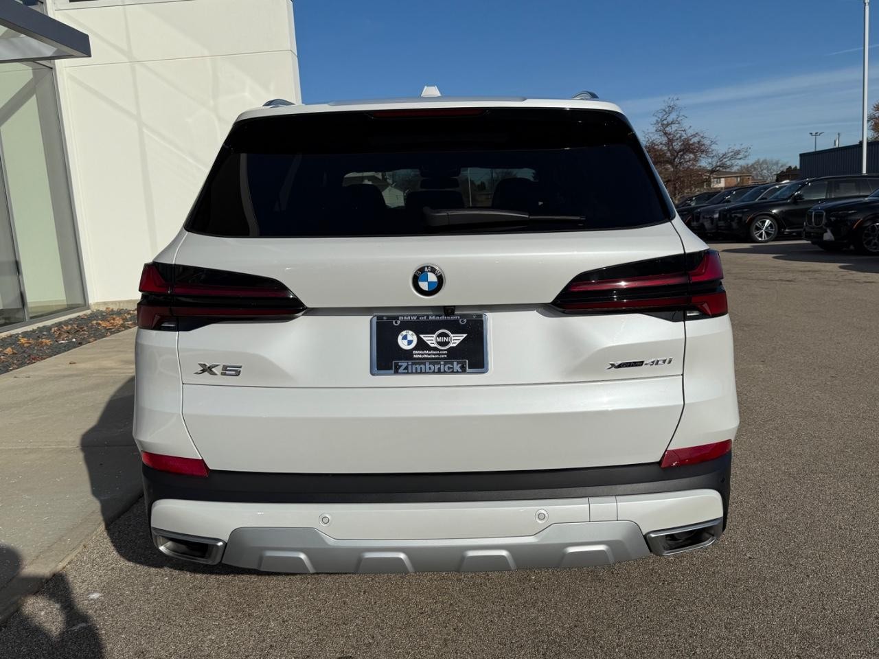 BMW X5 Vehicle Image 04