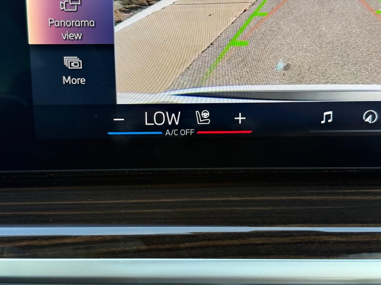 BMW X5 Vehicle Image 19