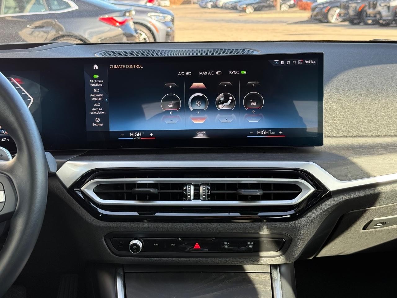 BMW 3 Series Vehicle Image 11