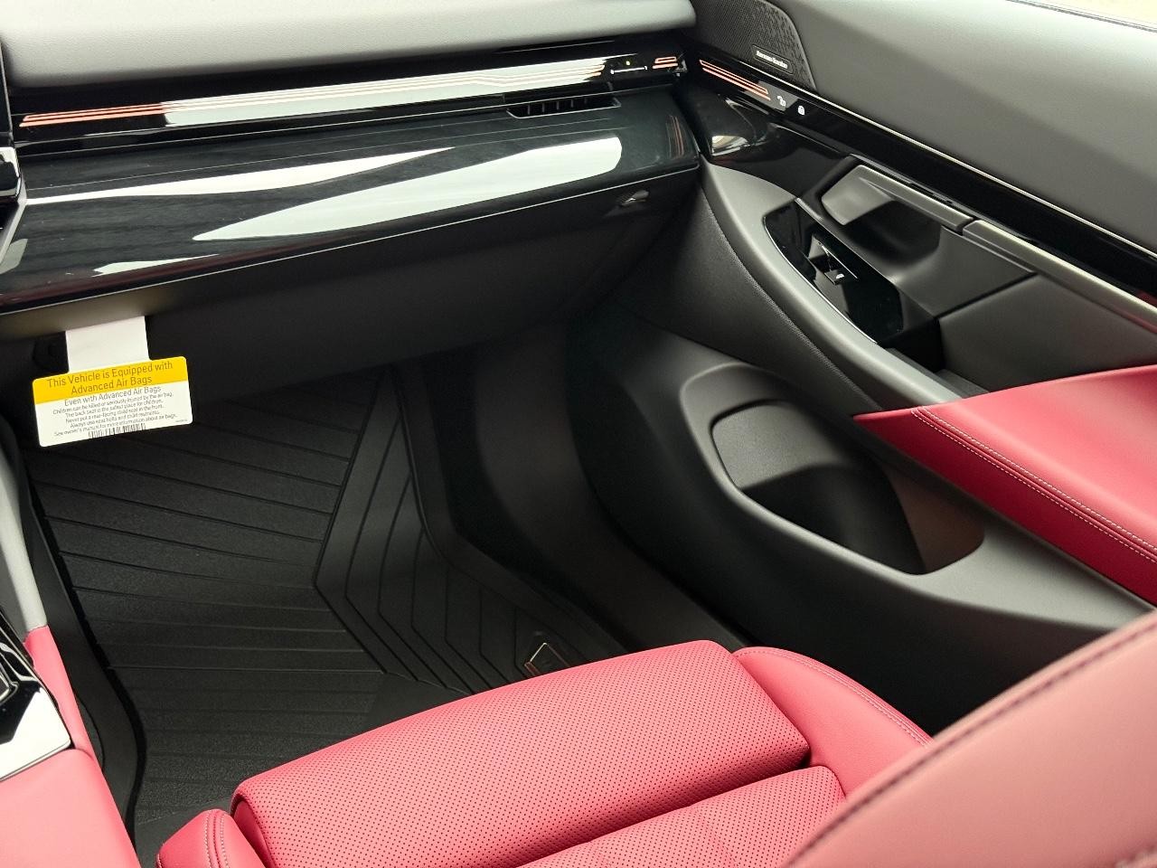 BMW 5 Series Vehicle Image 10