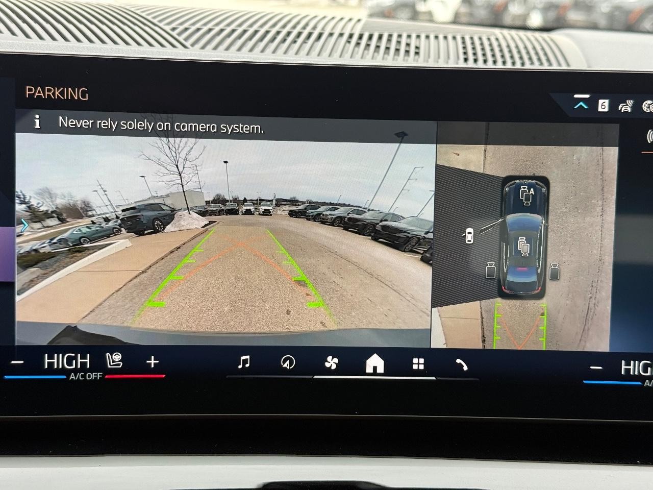 BMW 5 Series Vehicle Image 14