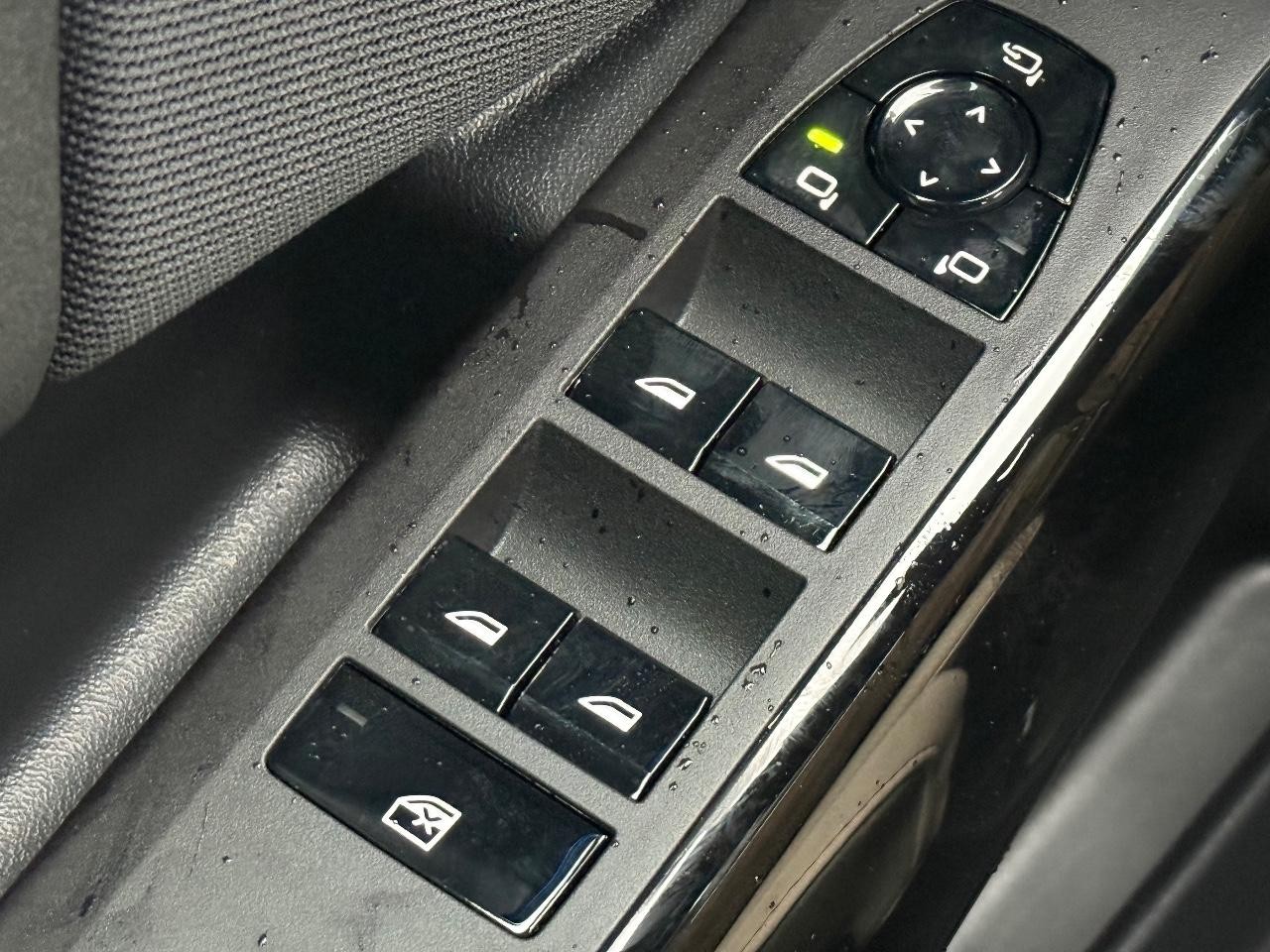 BMW X3 Vehicle Image 15