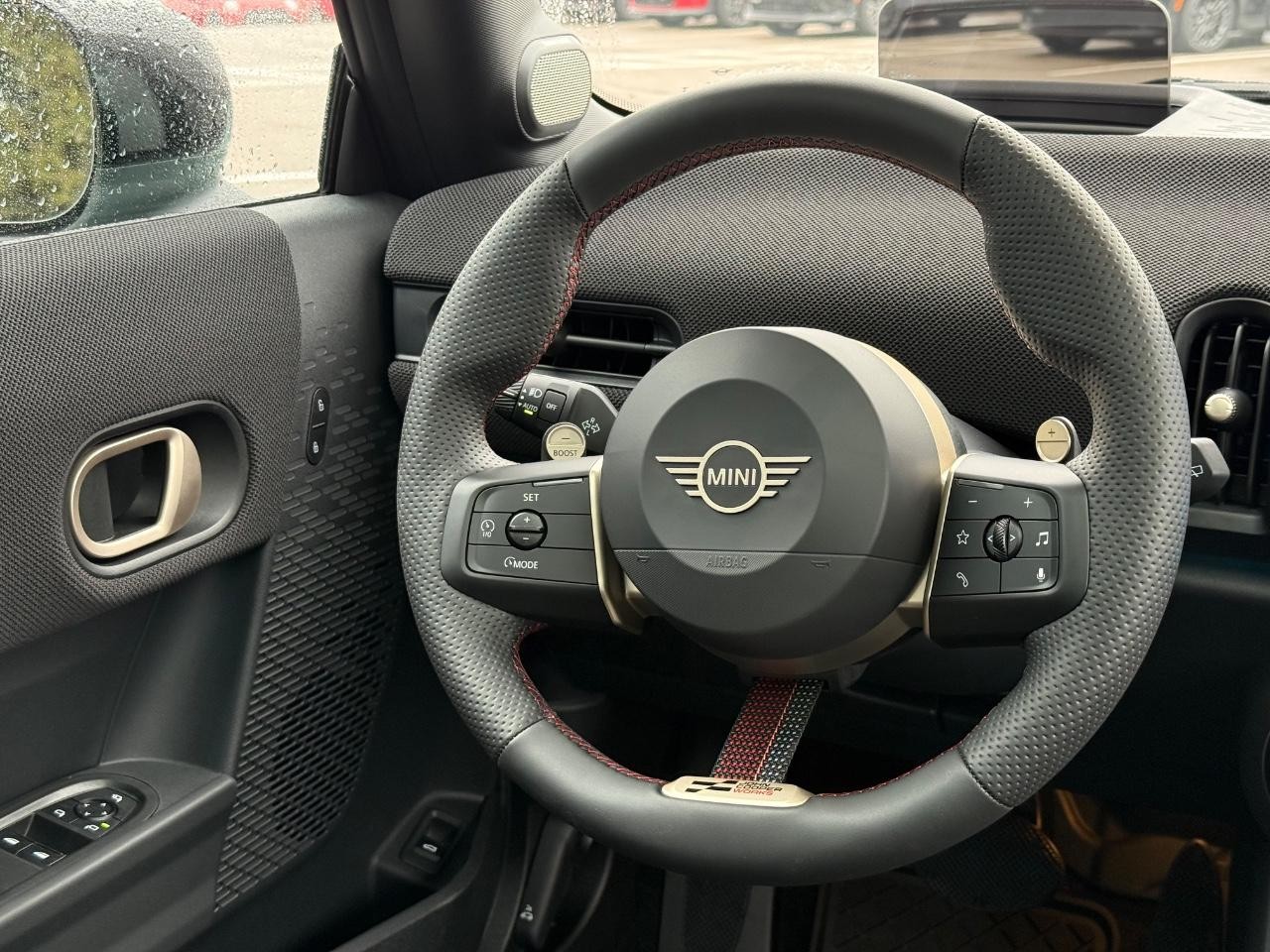 MINI Hardtop 2 Door Vehicle Image 08