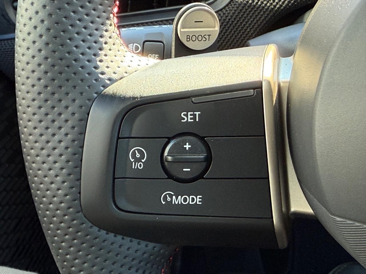 MINI Hardtop 4 Door Vehicle Image 10