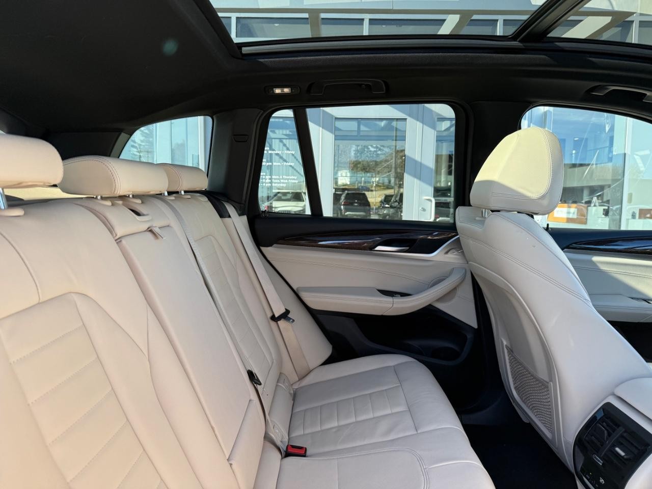 BMW X3 Vehicle Image 10