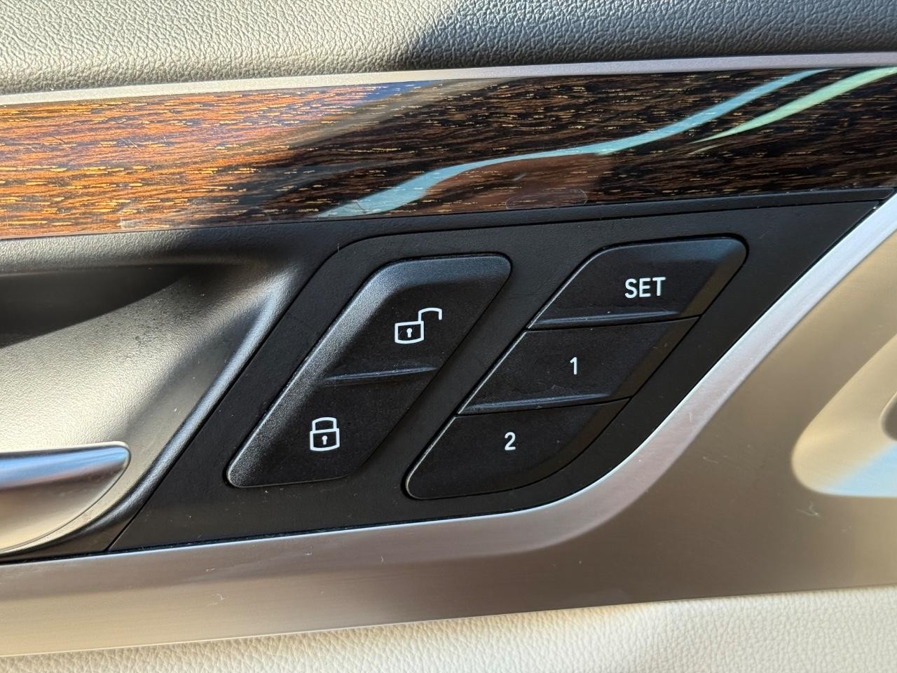 BMW X3 Vehicle Image 16