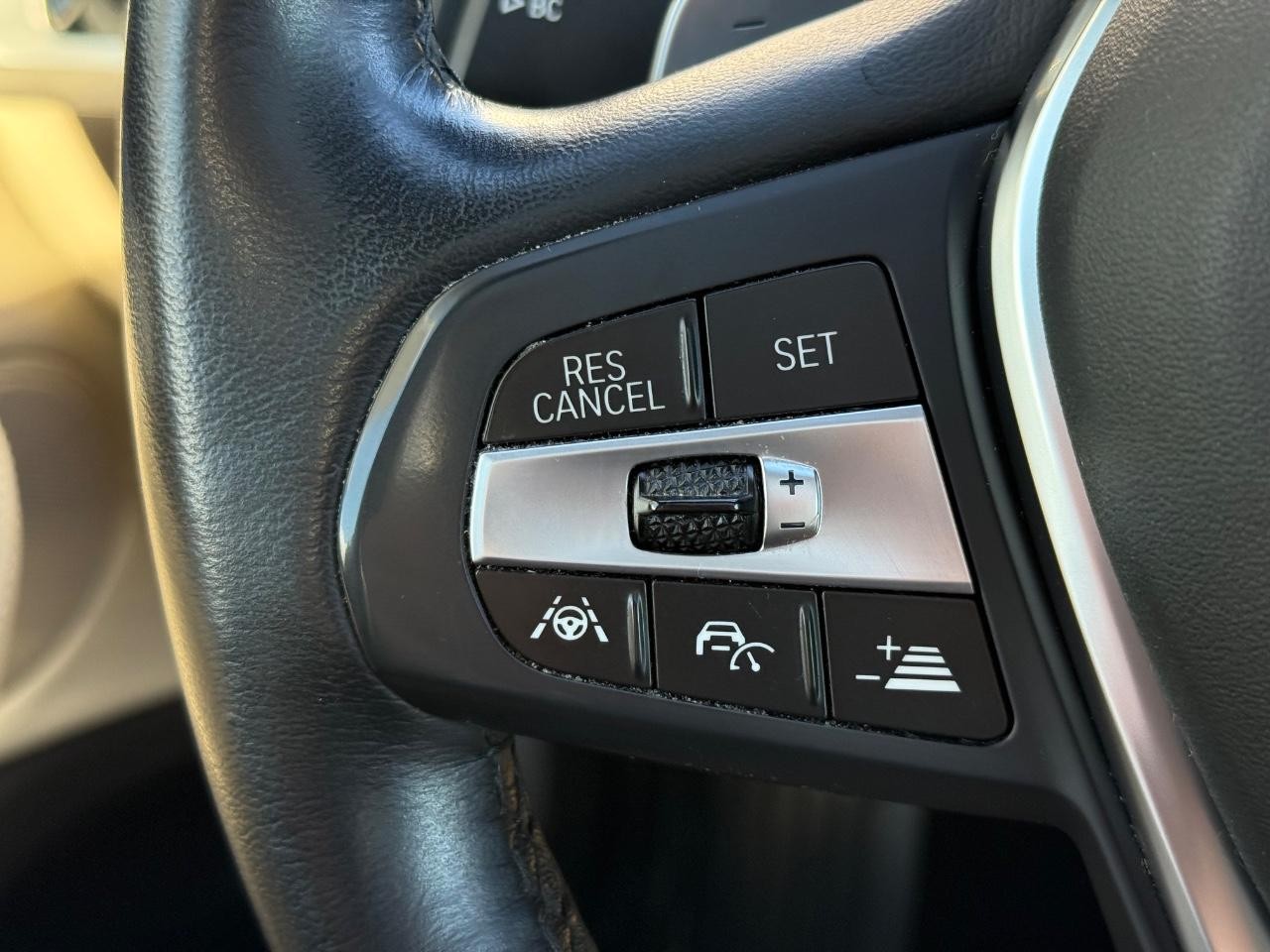 BMW X3 Vehicle Image 17