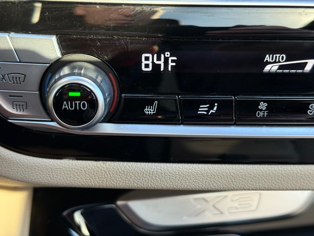 BMW X3 Vehicle Image 22