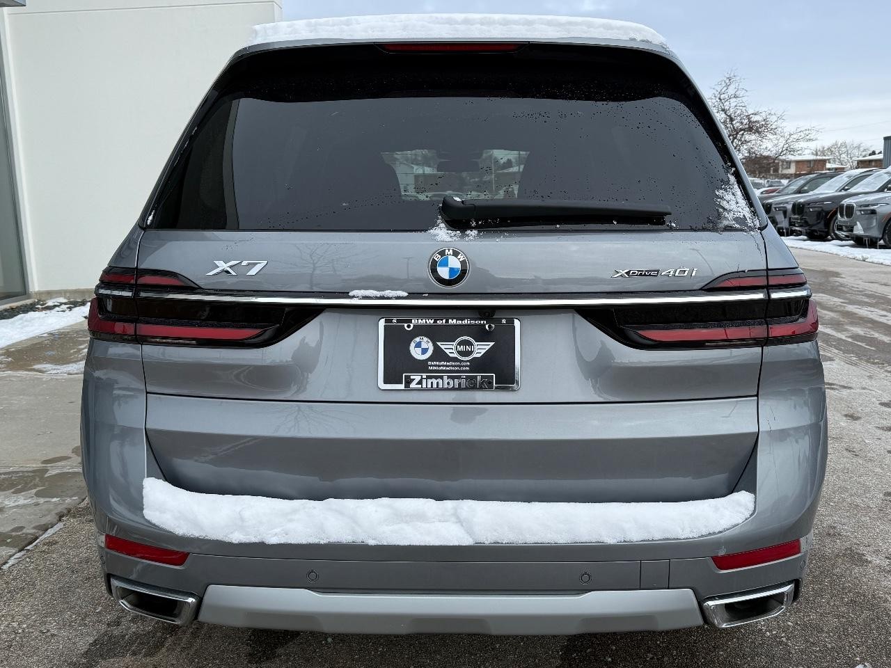 BMW X7 Vehicle Image 04