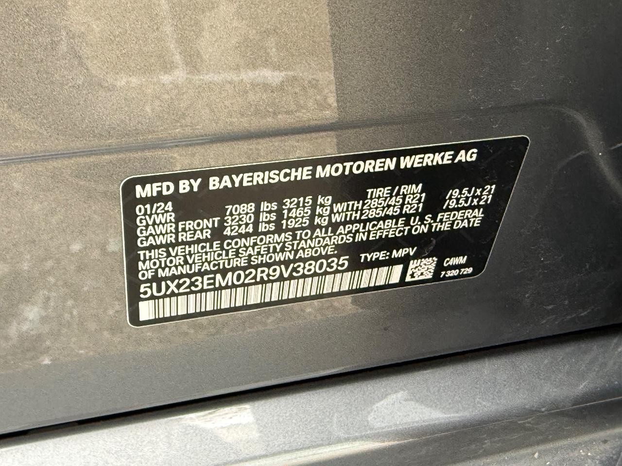BMW X7 Vehicle Image 24