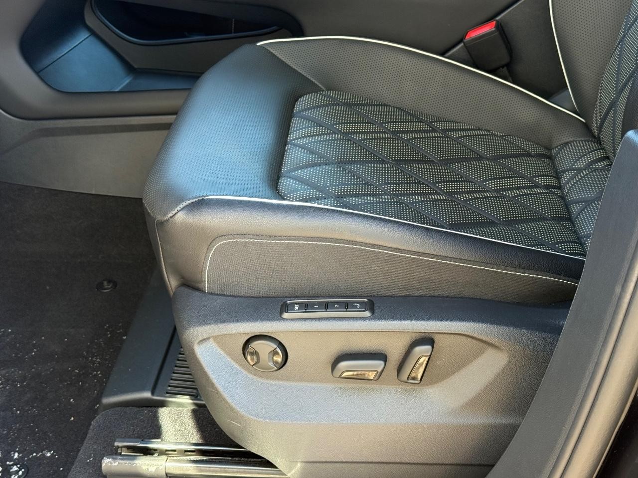 Volkswagen Atlas Vehicle Image 21