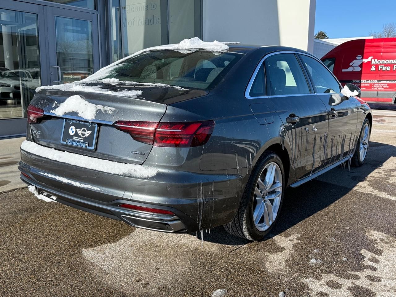 Audi A4 Sedan Vehicle Full-screen Gallery Image 03