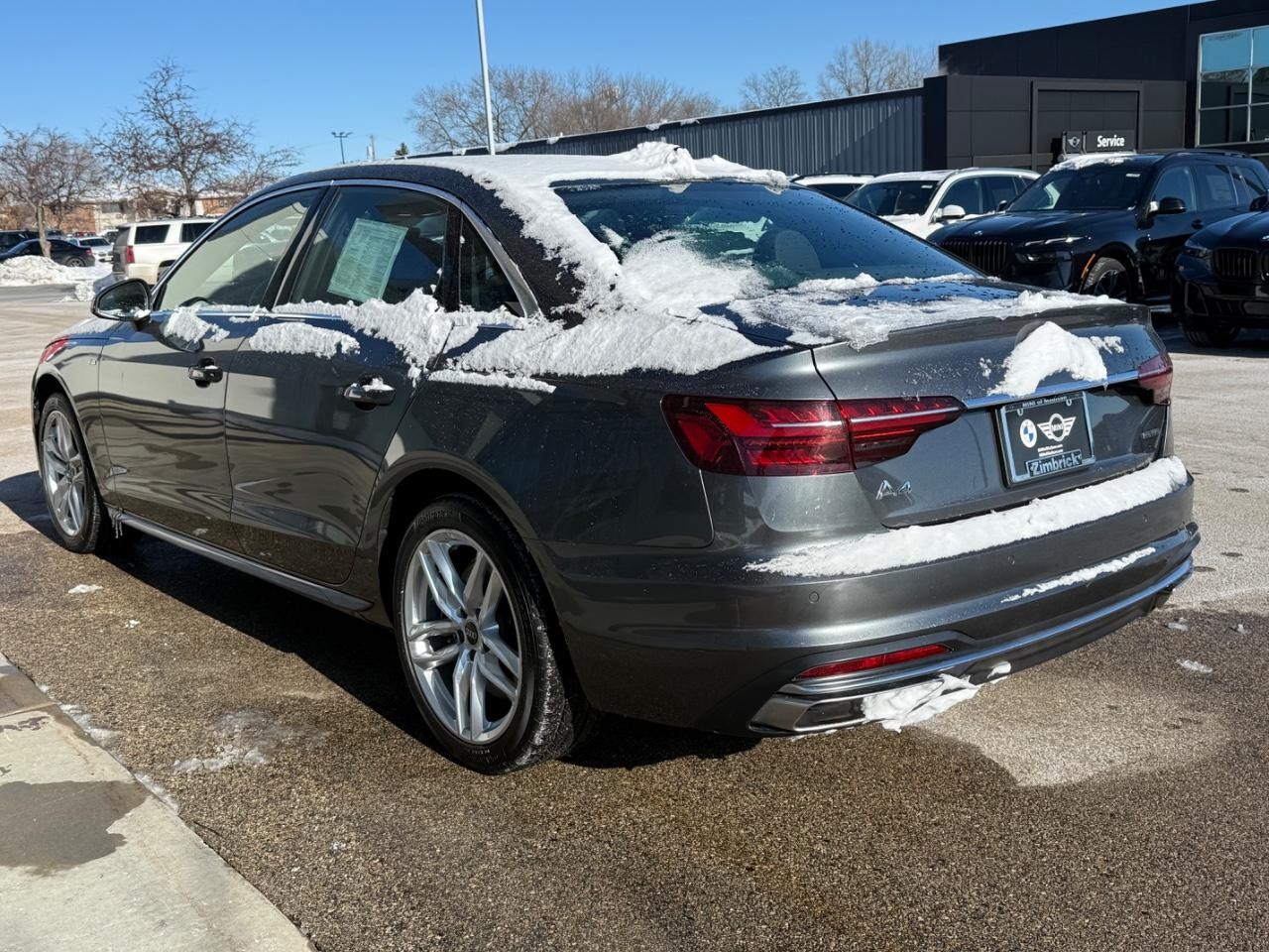 Audi A4 Sedan Vehicle Full-screen Gallery Image 05