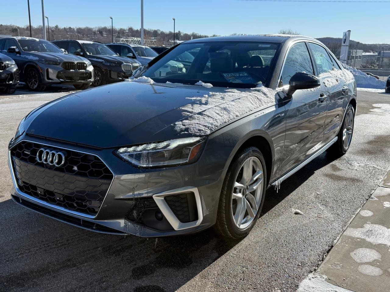 Audi A4 Sedan Vehicle Full-screen Gallery Image 07