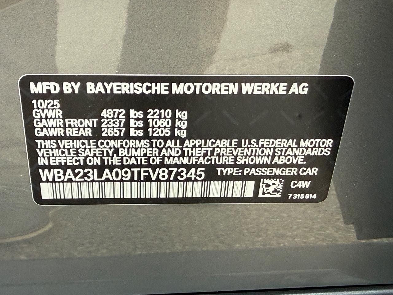 BMW 3 Series Vehicle Image 18