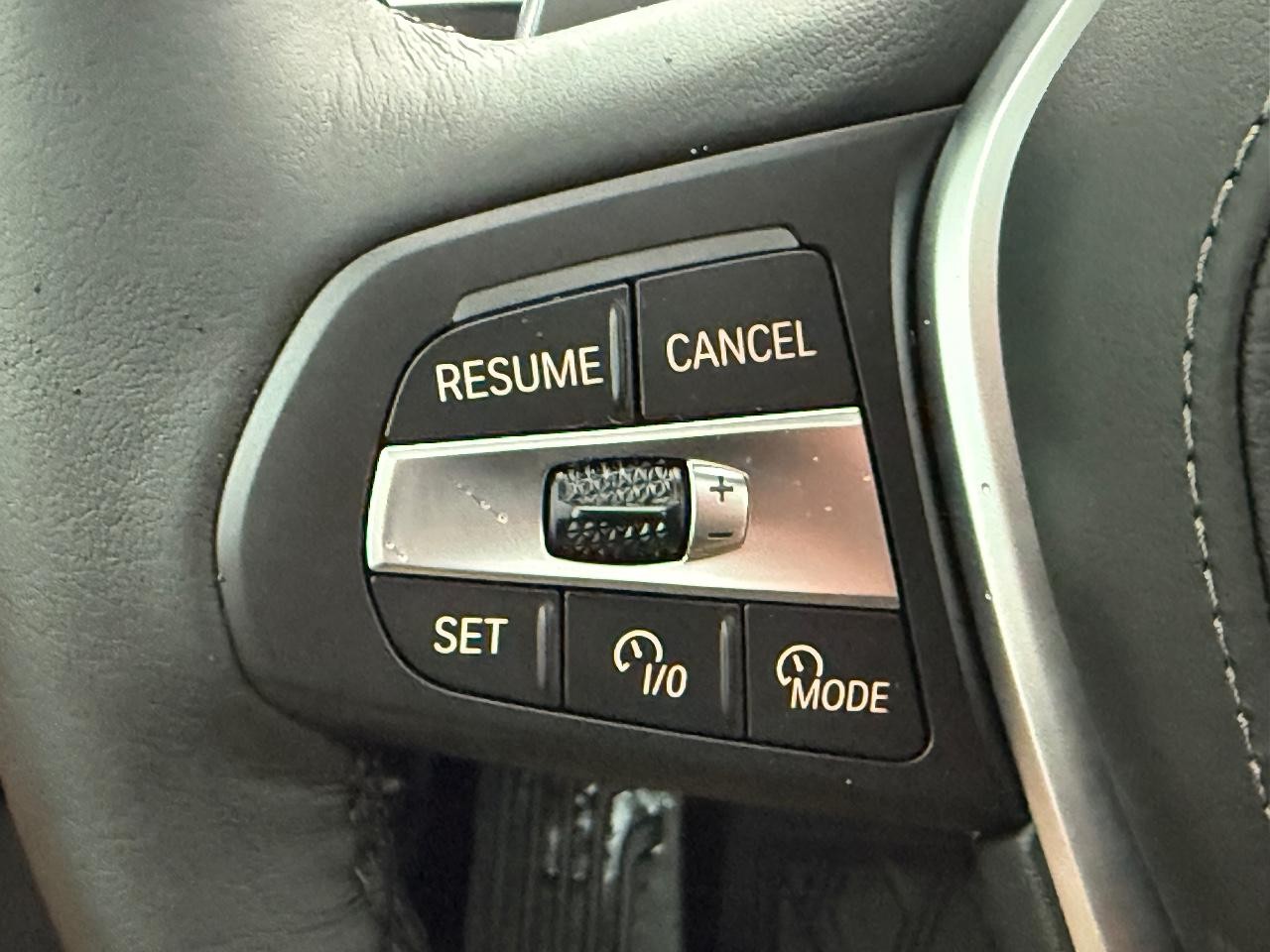 BMW X5 Vehicle Image 10