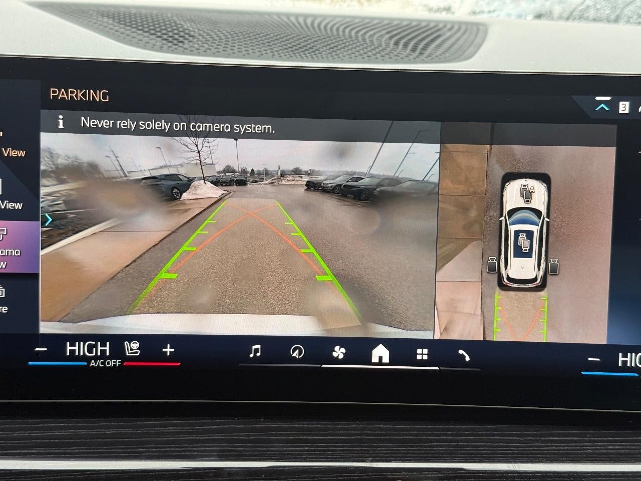 BMW X5 Vehicle Image 13