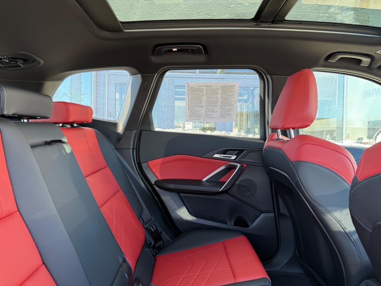 BMW X1 Vehicle Image 09