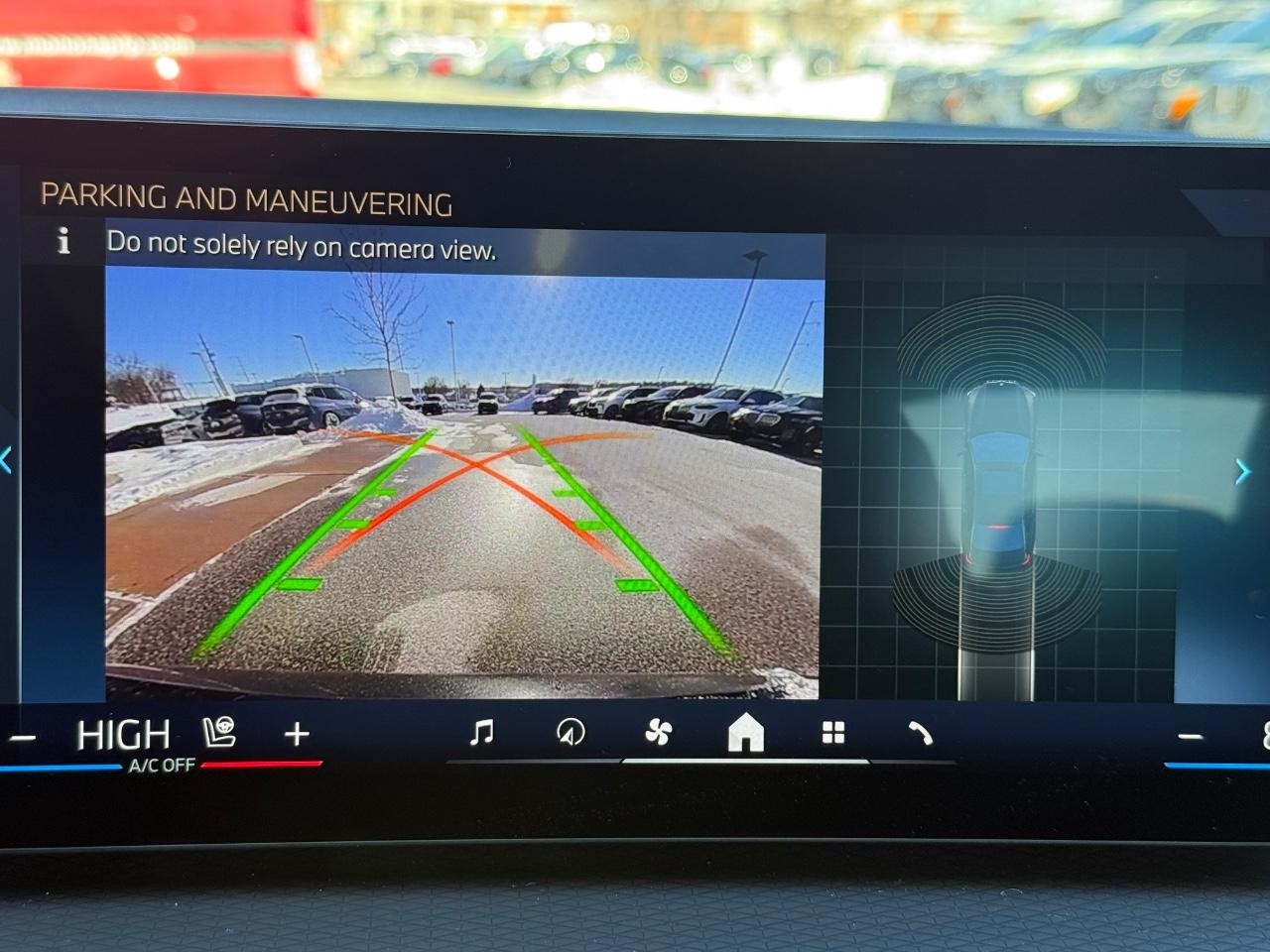 BMW 3 Series Vehicle Image 13