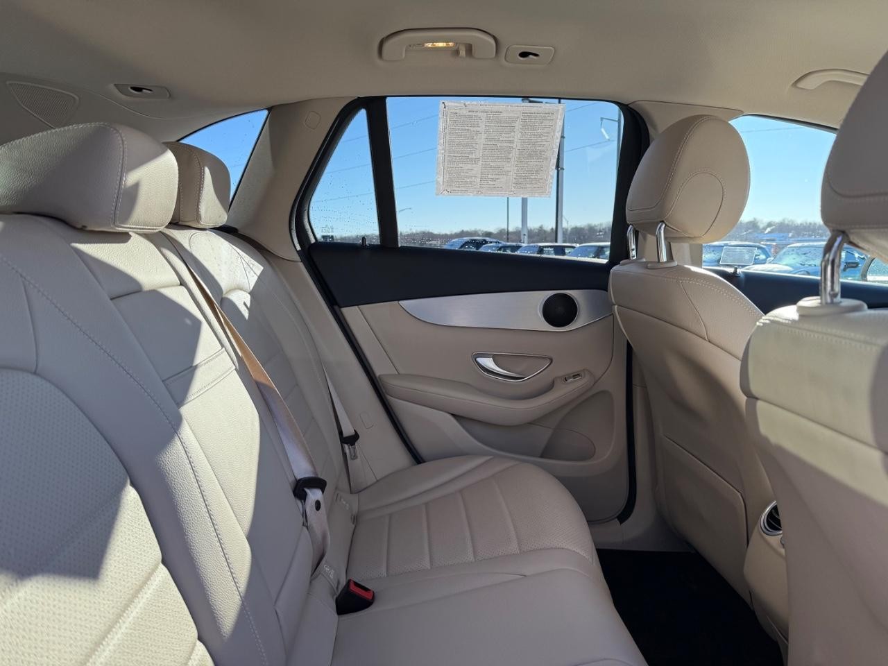 Mercedes-Benz GLC Vehicle Image 10