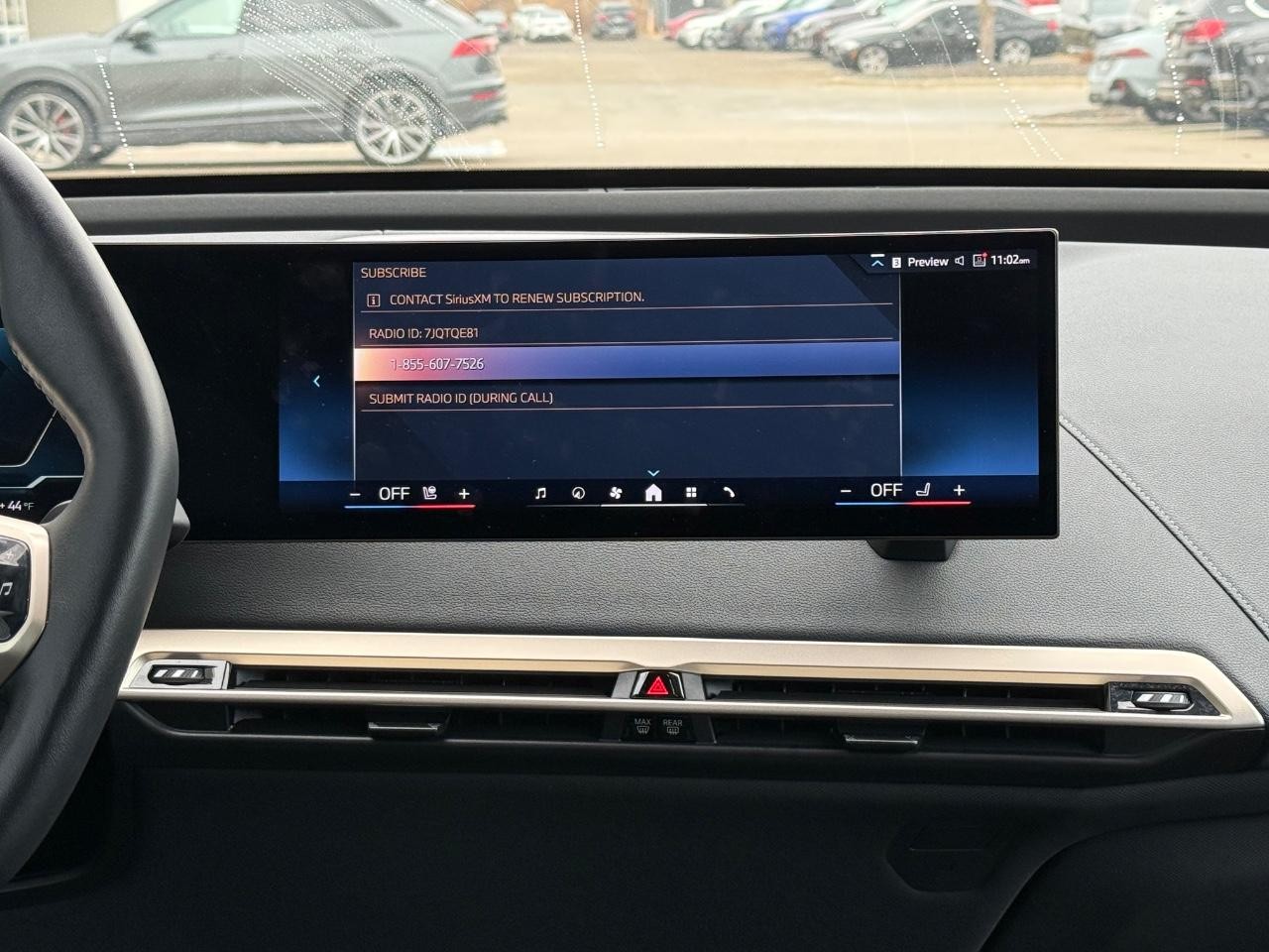 BMW iX Vehicle Image 11