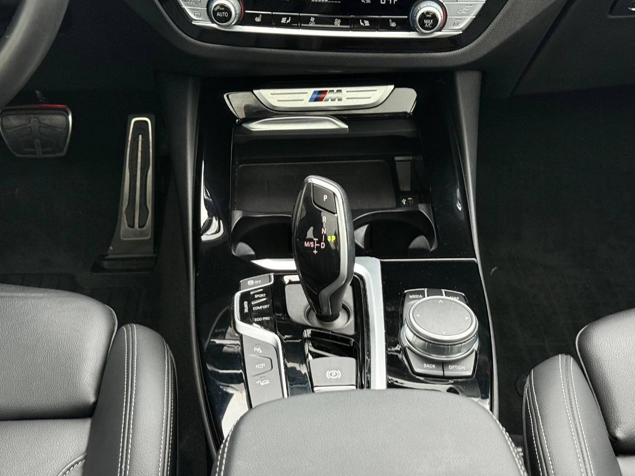 BMW X3 Vehicle Image 12