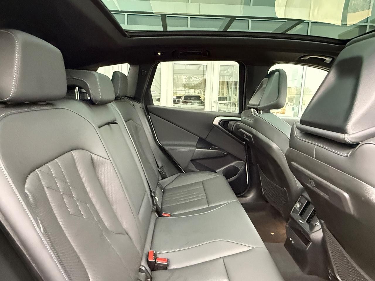 BMW X3 Vehicle Image 09