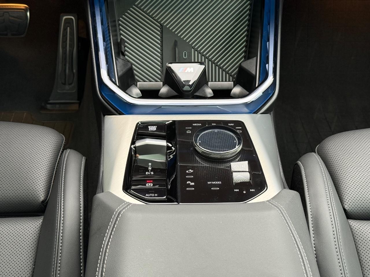 BMW X3 Vehicle Image 12