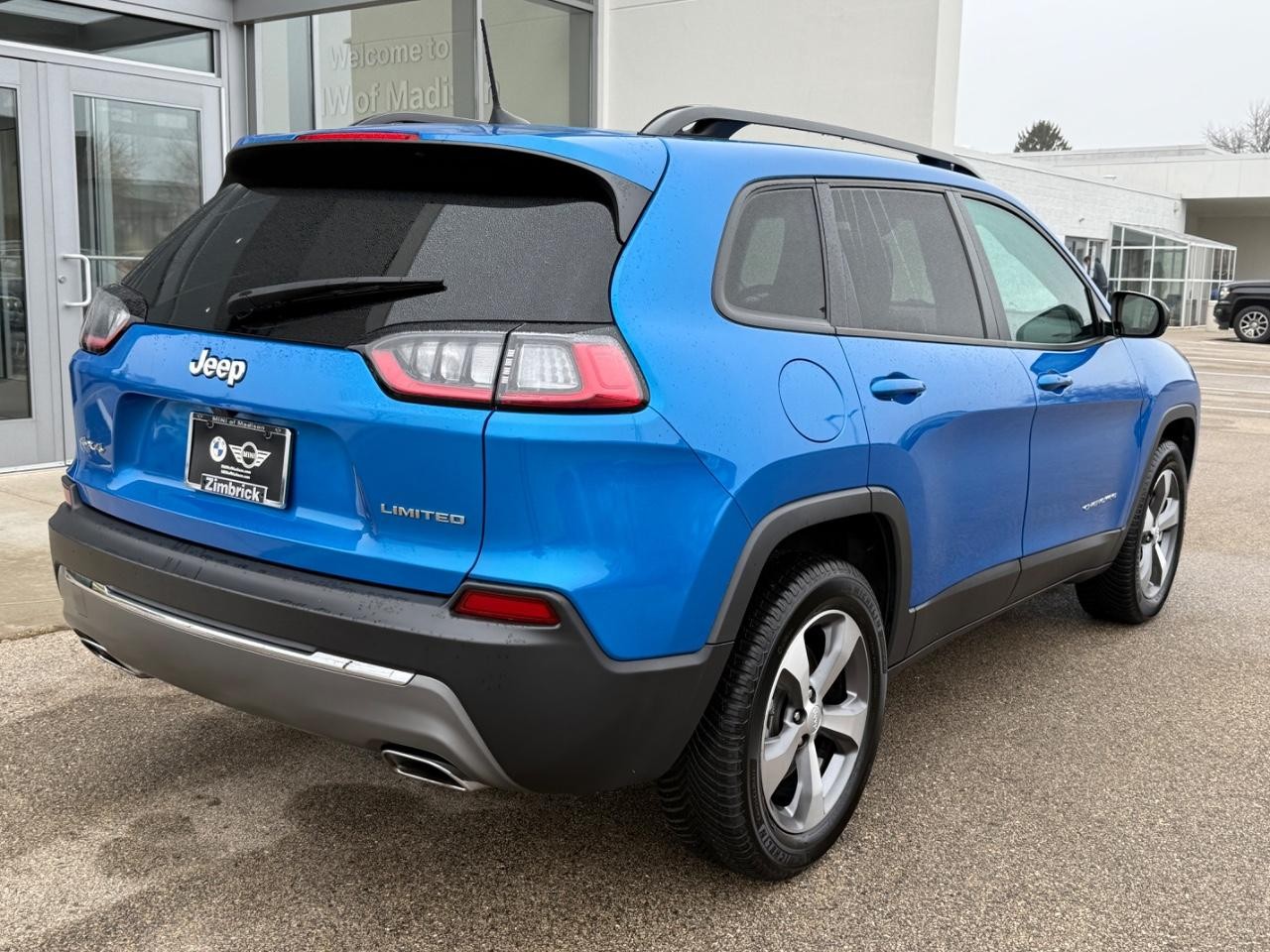 Jeep Cherokee Vehicle Image 03