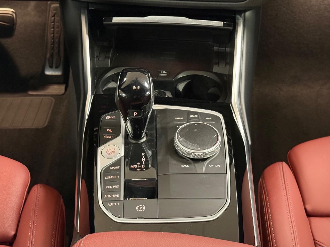 BMW 2 Series Vehicle Image 11