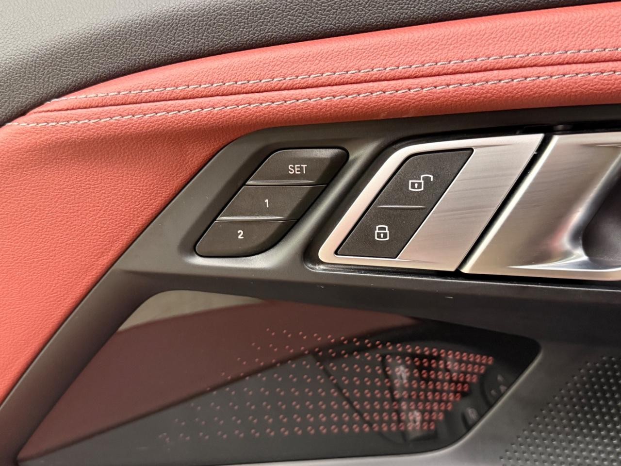 BMW 2 Series Vehicle Image 14