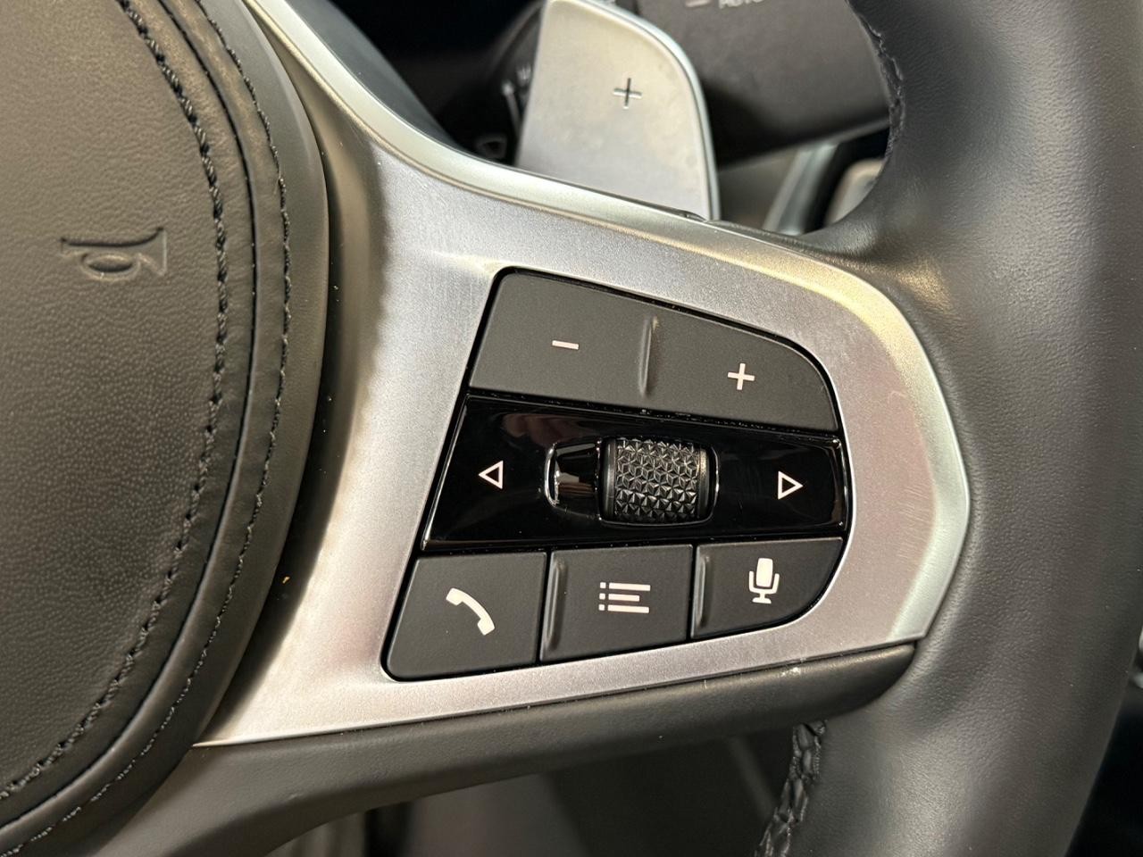 BMW 2 Series Vehicle Image 16