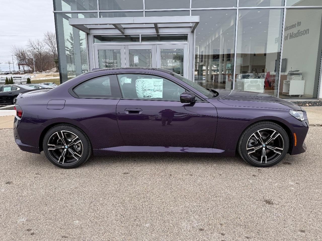 BMW 2 Series Vehicle Image 02