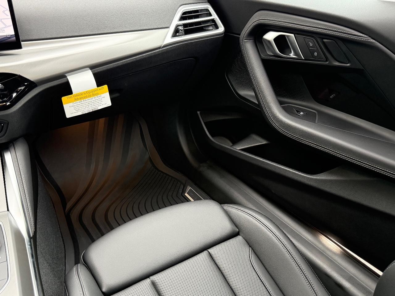 BMW 2 Series Vehicle Image 10