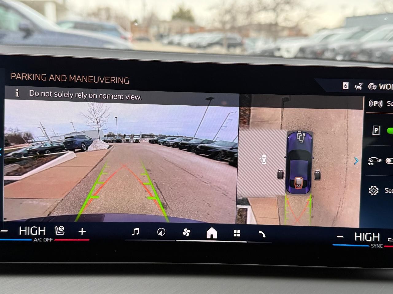 BMW 2 Series Vehicle Image 14