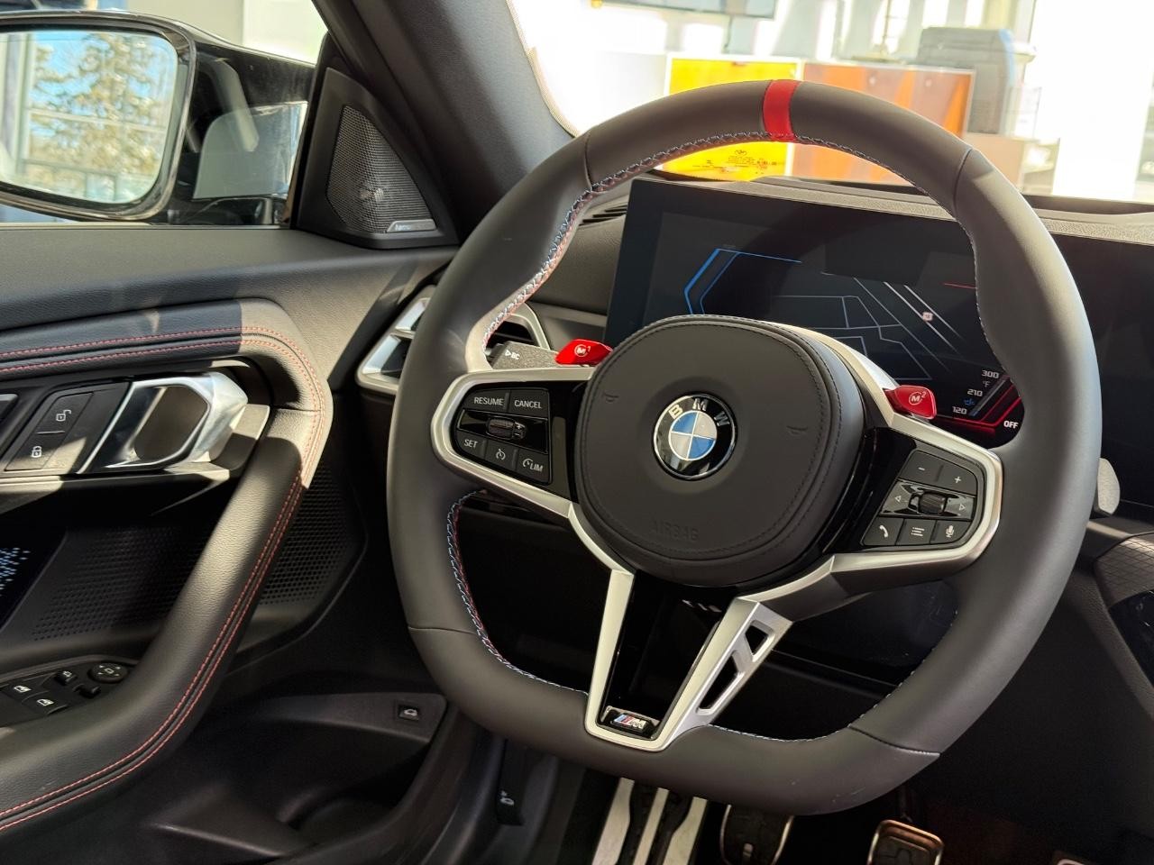 BMW M2 Vehicle Image 08