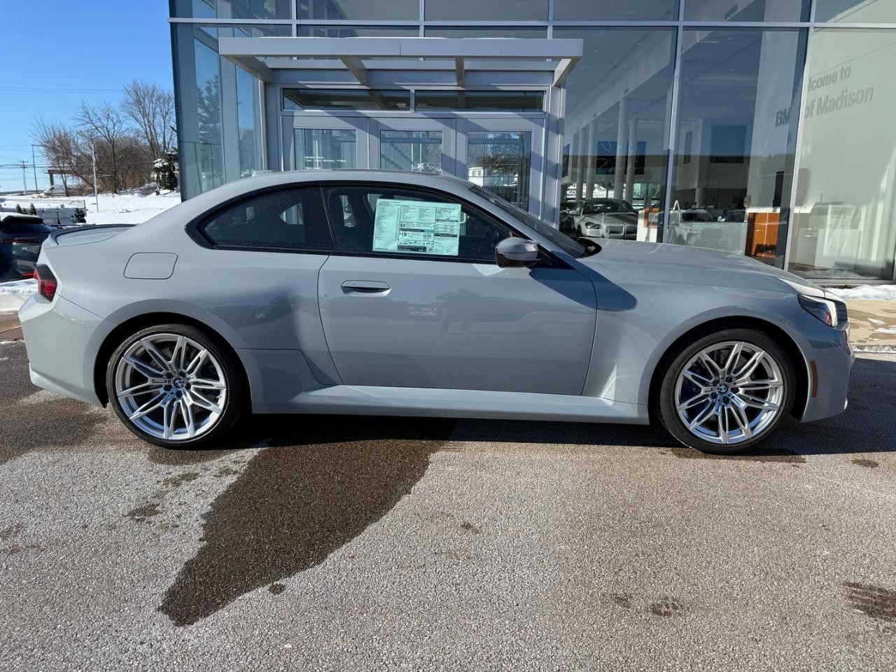 BMW M2 Vehicle Image 02