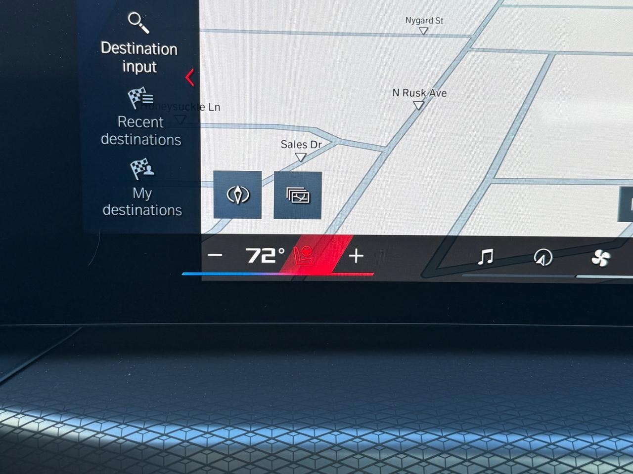 BMW M2 Vehicle Image 14