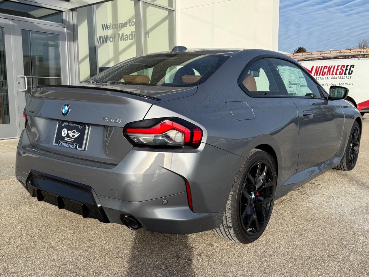 BMW 2 Series Vehicle Image 03