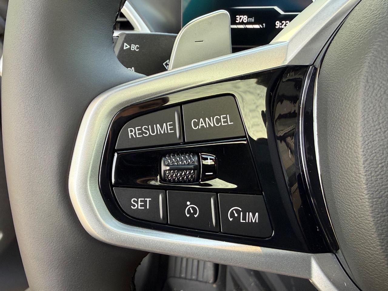 BMW 2 Series Vehicle Image 12