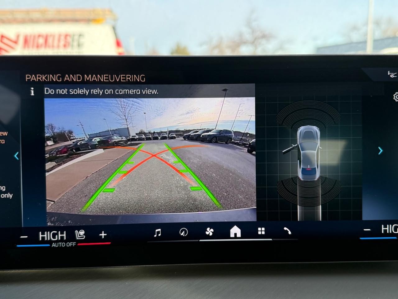 BMW 2 Series Vehicle Image 14