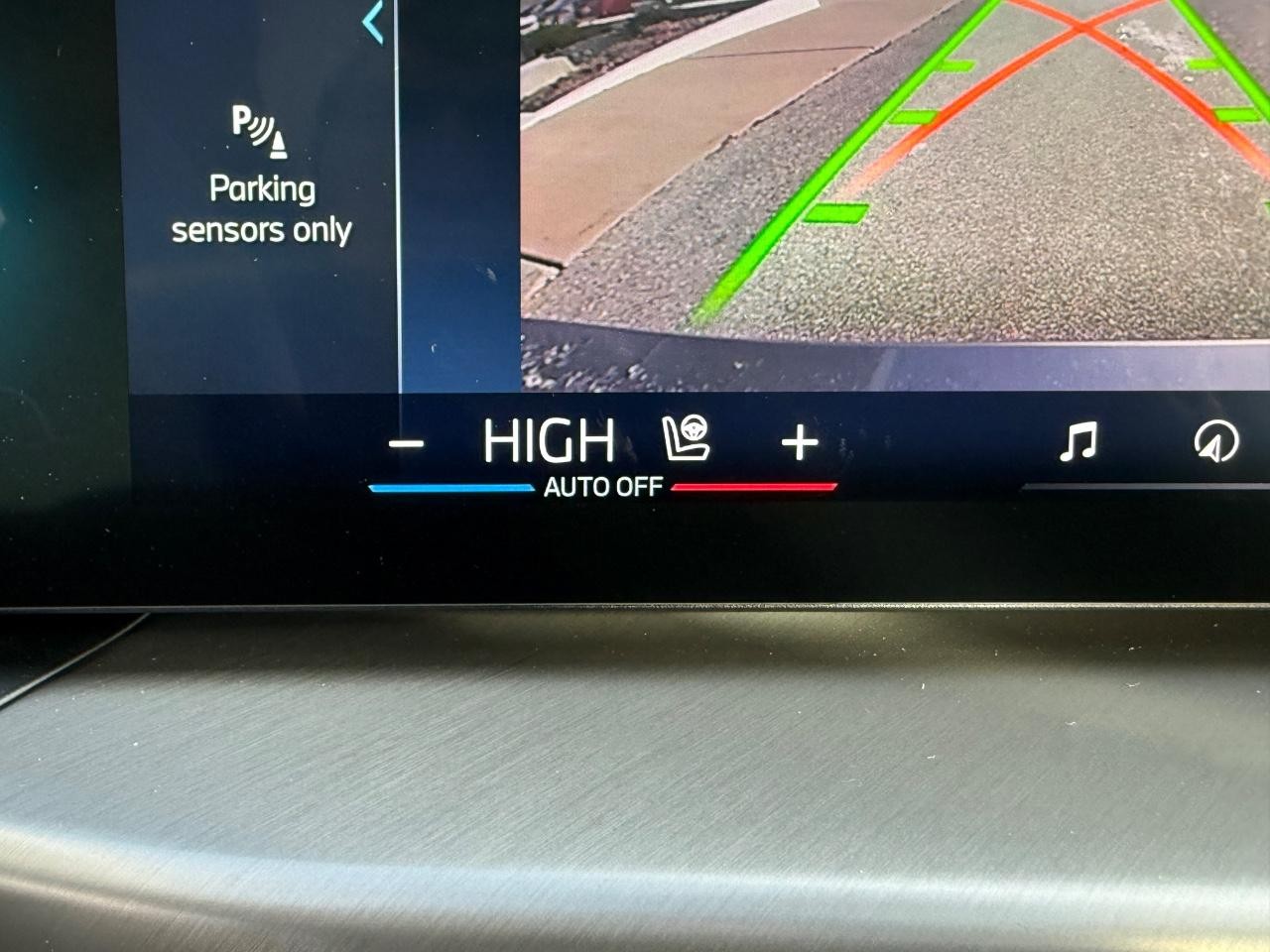 BMW 2 Series Vehicle Image 15