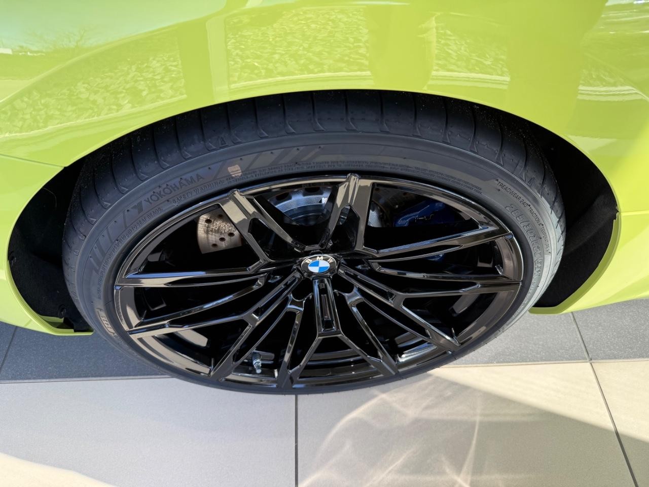 BMW M2 Vehicle Image 03