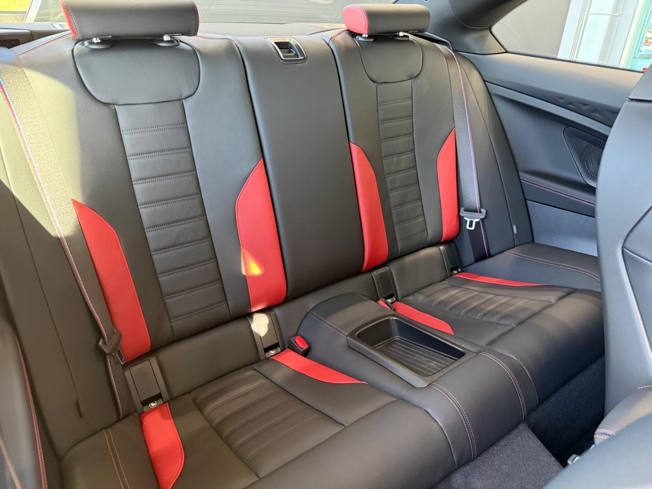 BMW M2 Vehicle Image 04