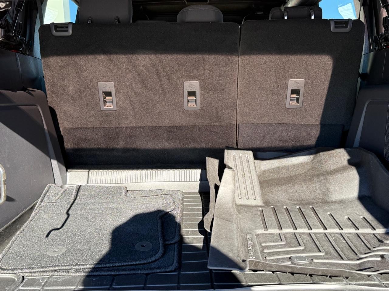 Ford Bronco Vehicle Image 05