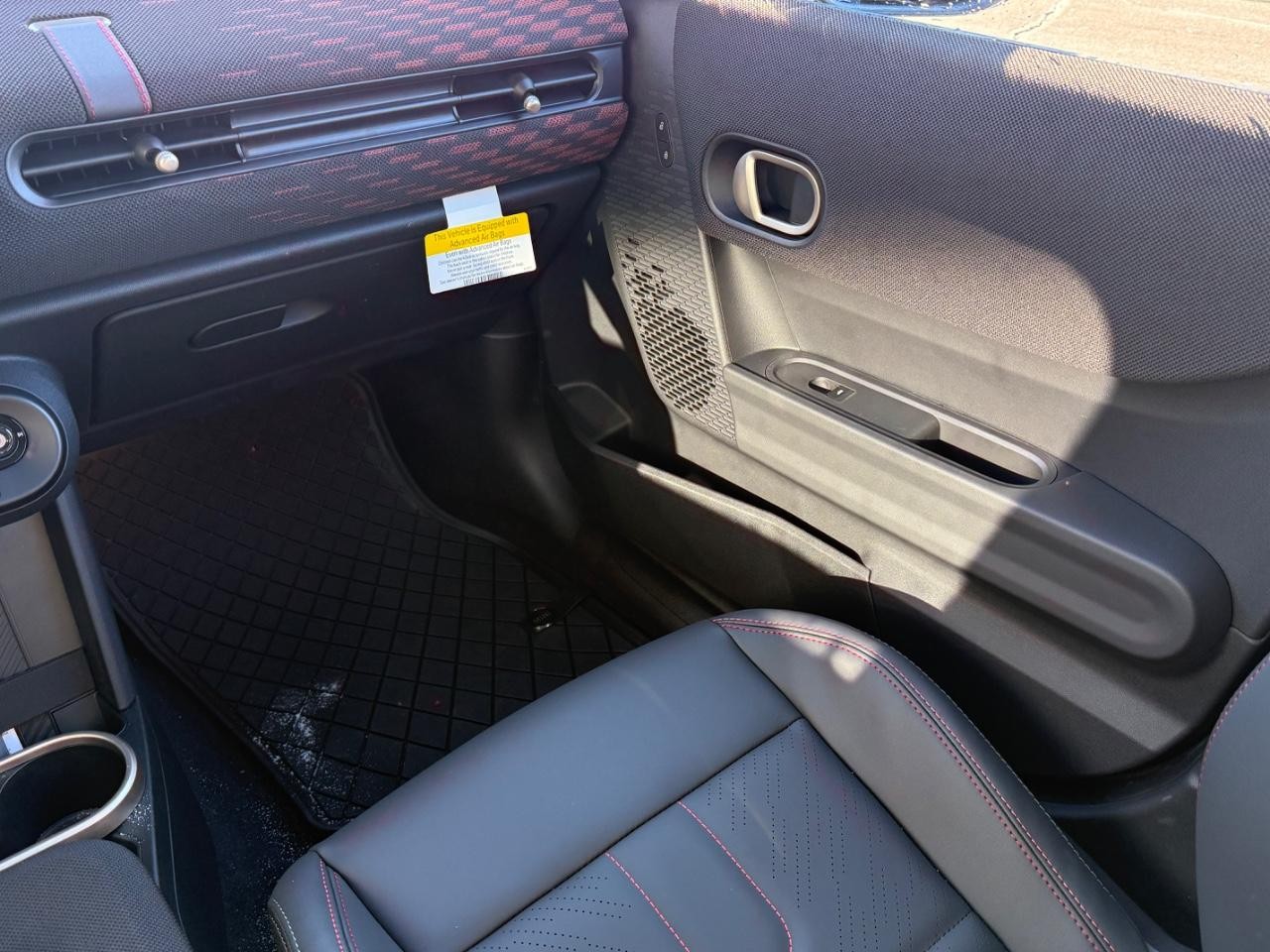 MINI Hardtop 4 Door Vehicle Image 10