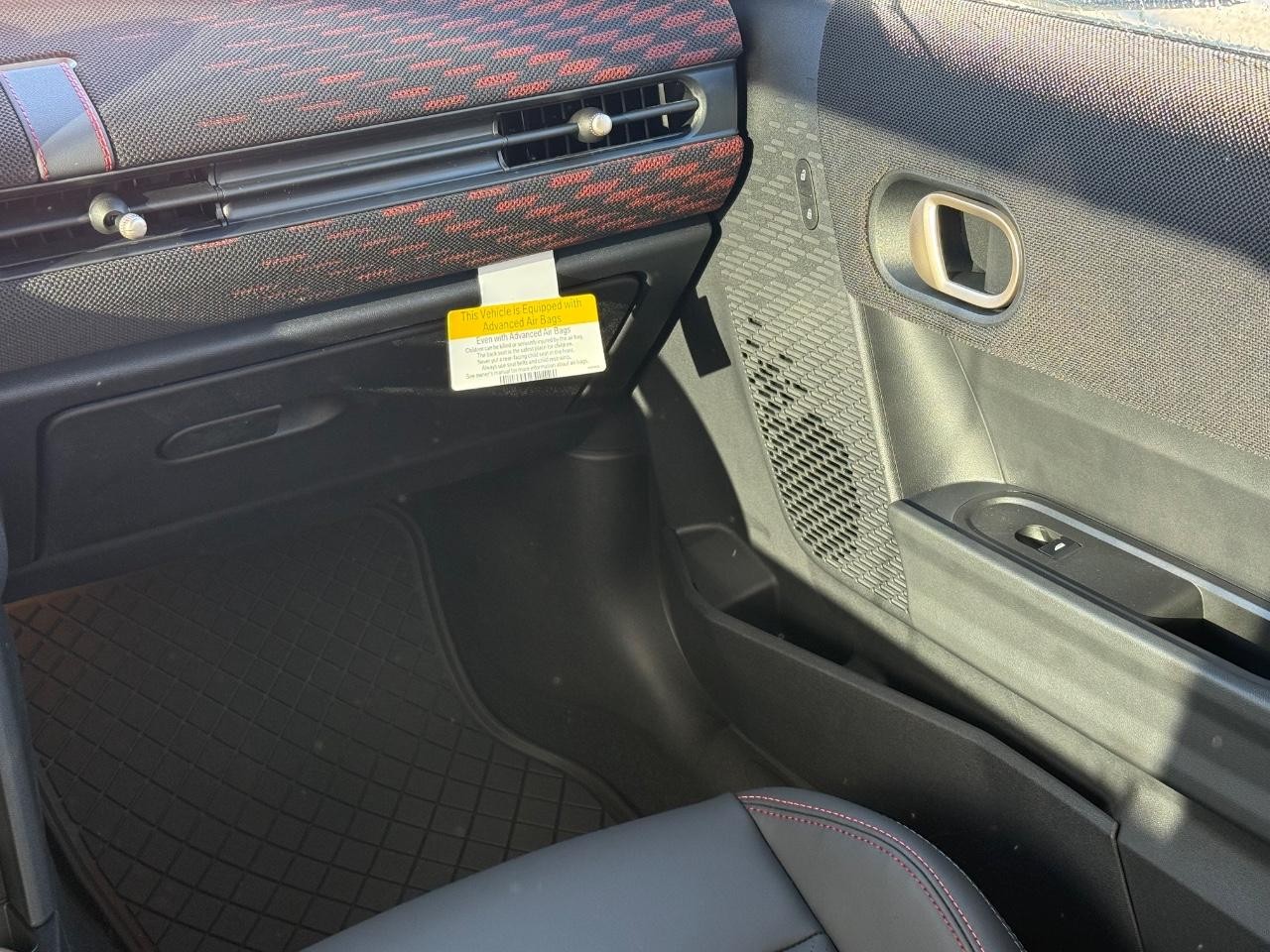 MINI Hardtop 2 Door Vehicle Image 10