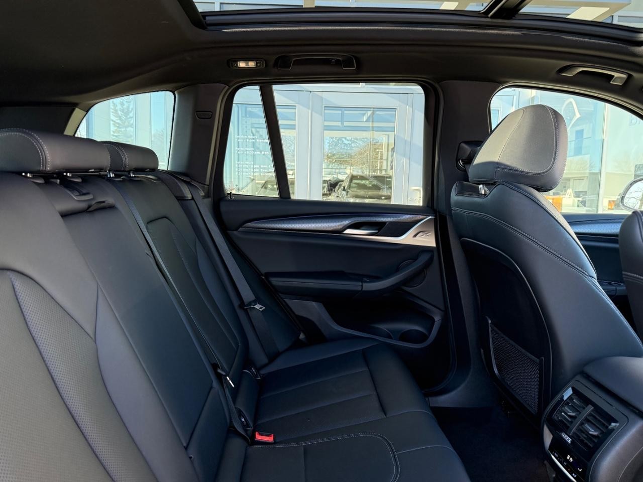 BMW X3 Vehicle Image 09